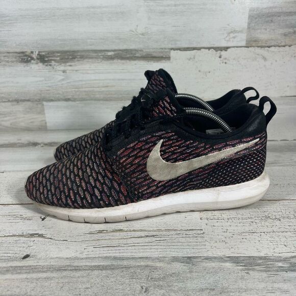 Nike Roshe NM Flyknit Men Low Top Mesh Laced Multicolor Size 10 US - Picture 2 of 10